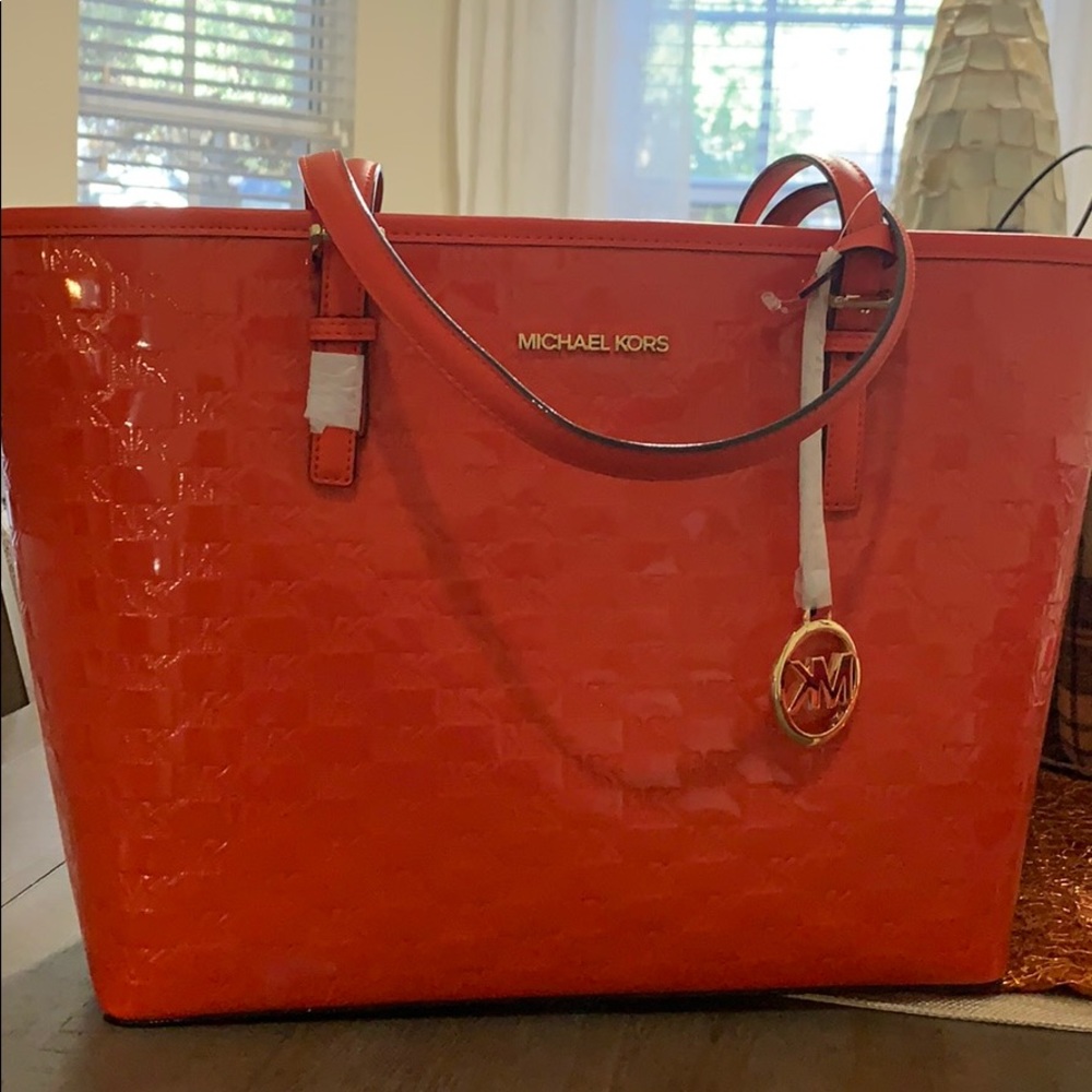 Michael Kors Medium Carryall Tote